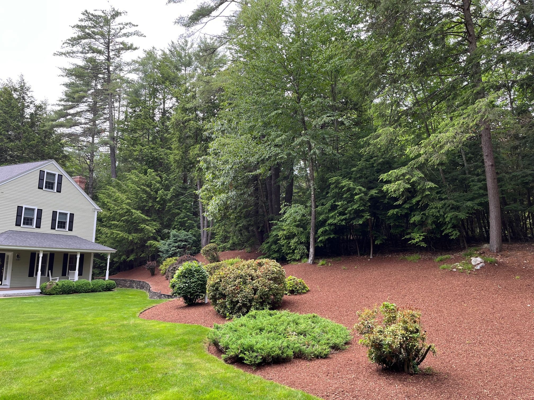 Project Expert Mulch Installation Services in New Hampshire image