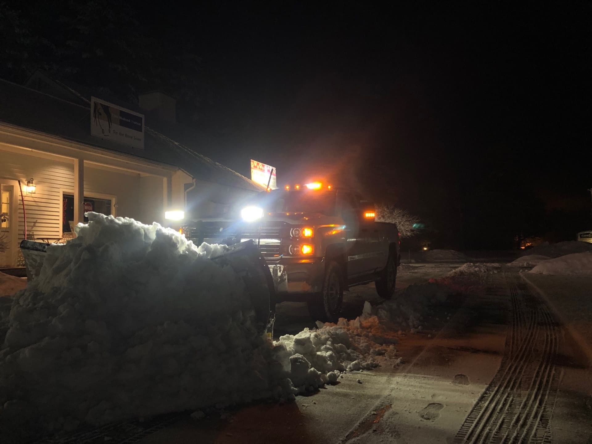 Gallery photos for Efficient Snow Plowing for New Hampshire Properties: Image #11